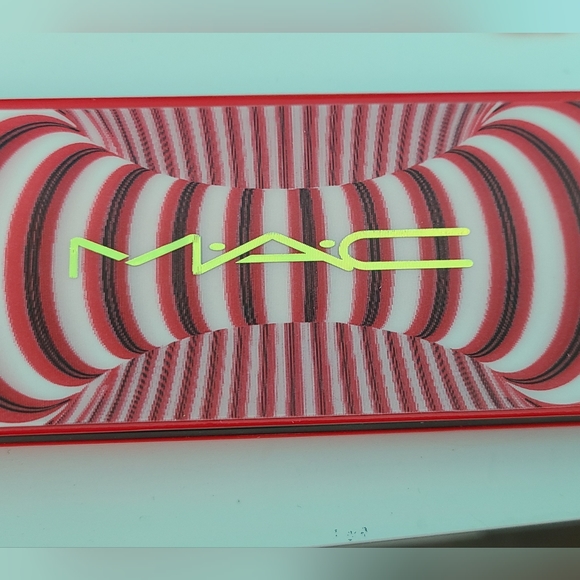 ⭐️3/$35 MAC Skinfinish Palette Limited Edition NIB - Picture 6 of 7